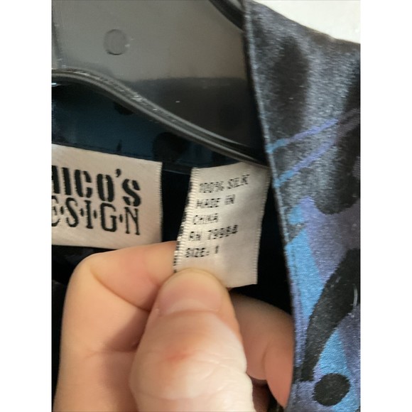 Chico's Design Women’s 1 Silk Blazer Black Blue Art to Wear Oriental Button - Picture 6 of 10